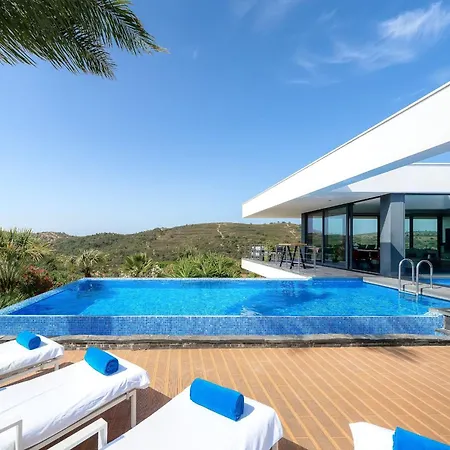 Sernadinha - Infinity Pool & Mountain Views Vila