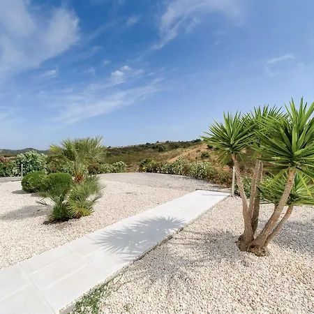 Sernadinha - Infinity Pool & Mountain Views Vila Bensafrim