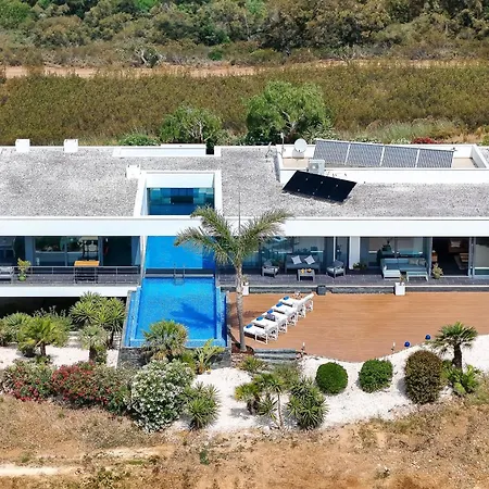 Sernadinha - Infinity Pool & Mountain Views Vila