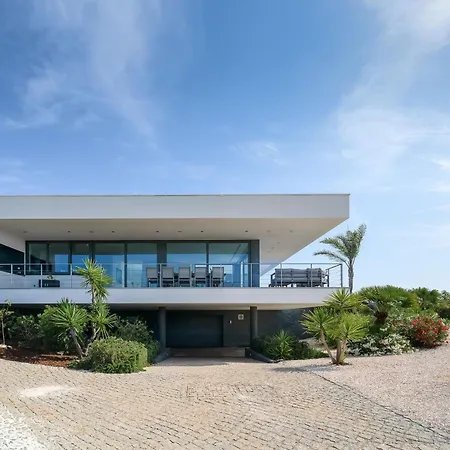 Vila Sernadinha - Infinity Pool & Mountain Views *