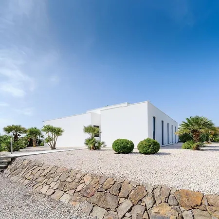 Sernadinha - Infinity Pool & Mountain Views Bensafrim
