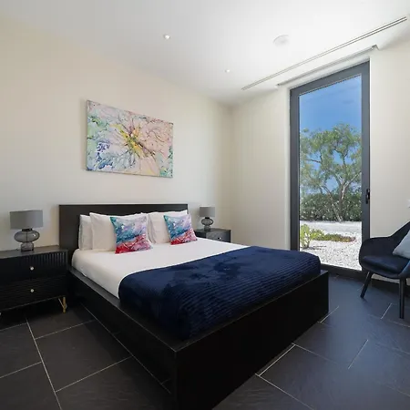 Sernadinha - Infinity Pool & Mountain Views Bensafrim