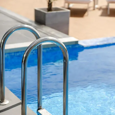 Vila Sernadinha - Infinity Pool & Mountain Views *