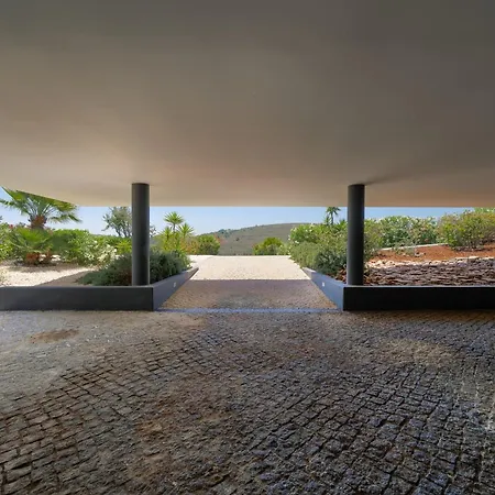 Sernadinha - Infinity Pool & Mountain Views Villa