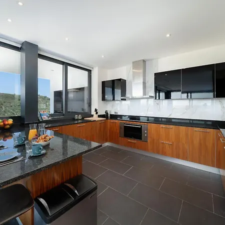 Sernadinha In Lagos By Lovelystay *