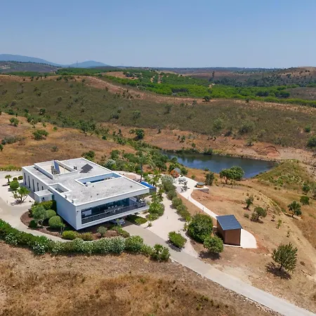 Sernadinha - Infinity Pool & Mountain Views Bensafrim