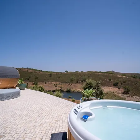 Sernadinha - Infinity Pool & Mountain Views Villa Bensafrim