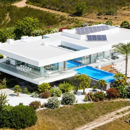 Sernadinha - Infinity Pool & Mountain Views Villa *