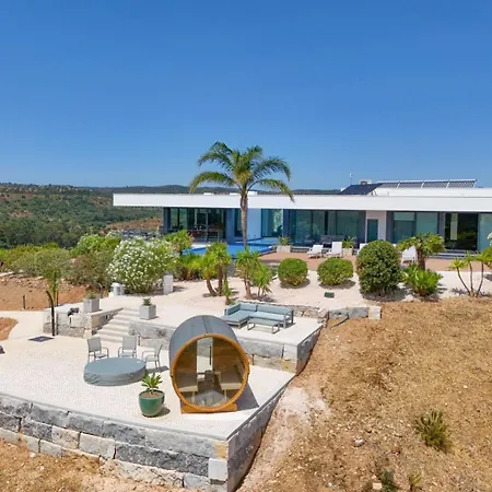 Sernadinha - Infinity Pool & Mountain Views