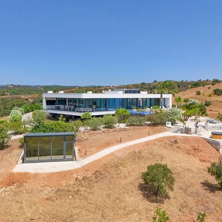 Villa Sernadinha - Infinity Pool & Mountain Views