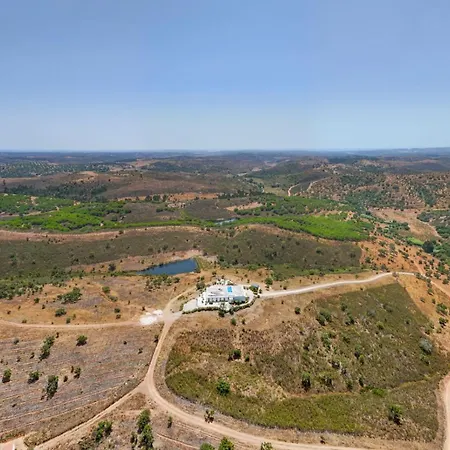 Sernadinha - Infinity Pool & Mountain Views Villa