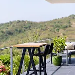 Sernadinha - Infinity Pool & Mountain Views Villa